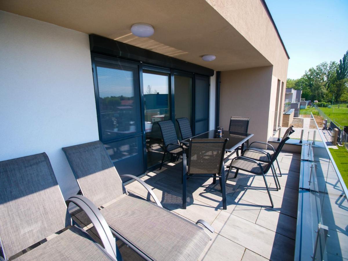 Zea Apartmanhaz Διαμέρισμα Balatonfenyves Εξωτερικό φωτογραφία
