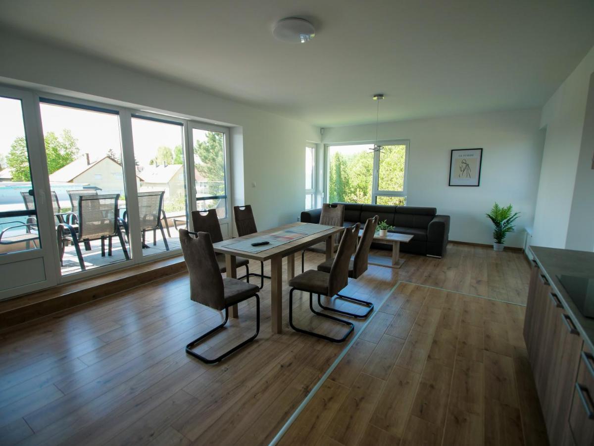 Zea Apartmanhaz Διαμέρισμα Balatonfenyves Εξωτερικό φωτογραφία