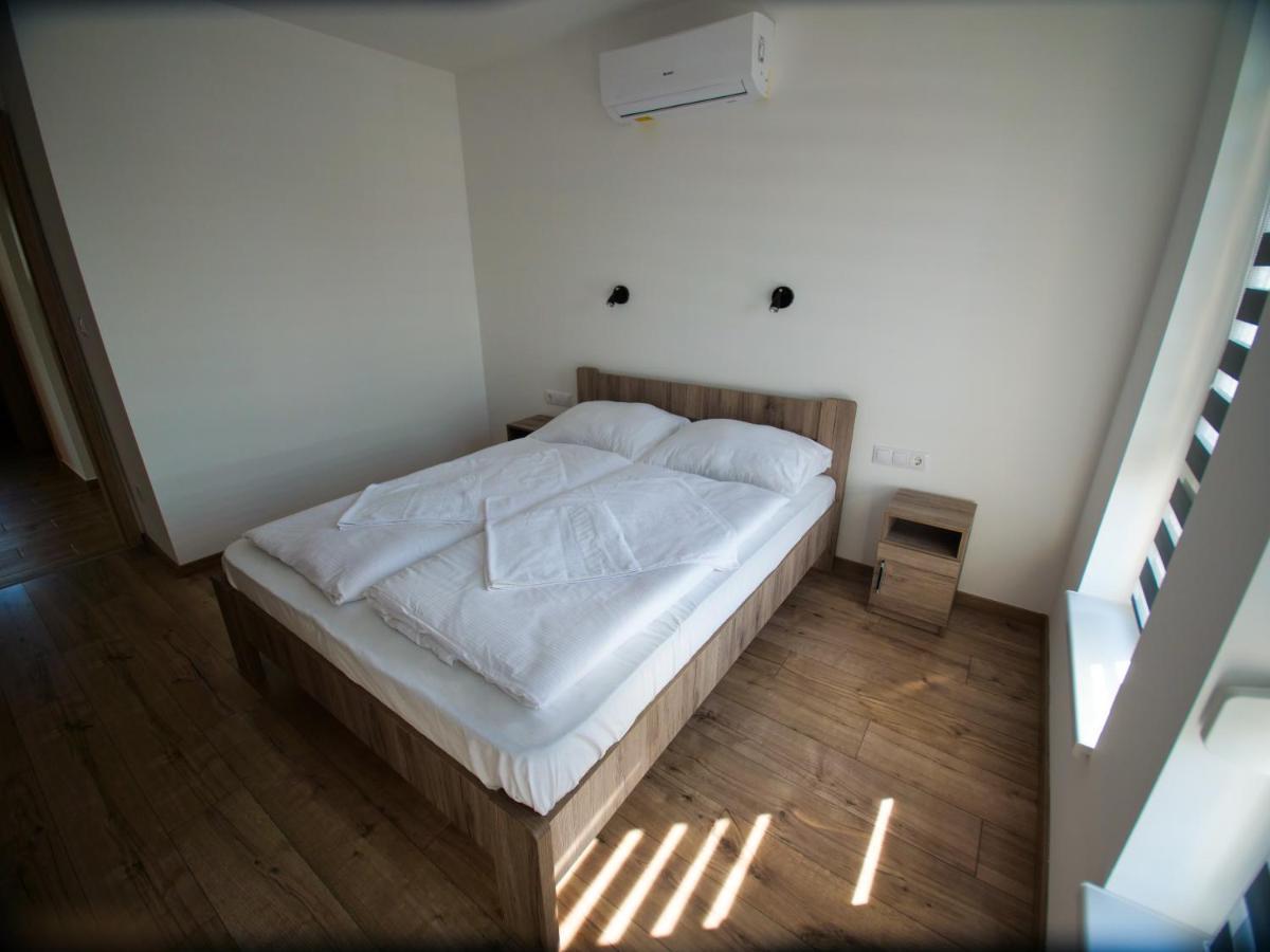 Zea Apartmanhaz Διαμέρισμα Balatonfenyves Εξωτερικό φωτογραφία