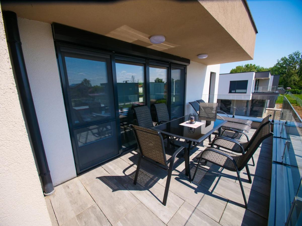 Zea Apartmanhaz Διαμέρισμα Balatonfenyves Εξωτερικό φωτογραφία