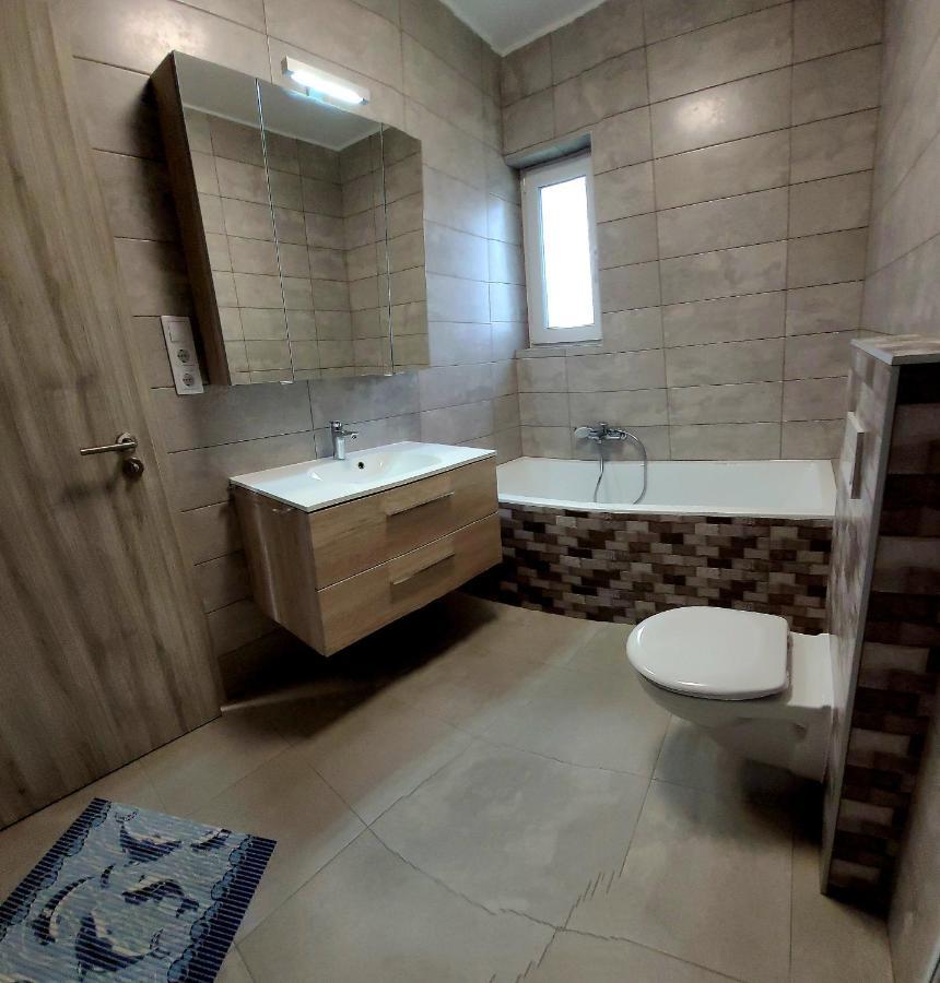 Zea Apartmanhaz Διαμέρισμα Balatonfenyves Εξωτερικό φωτογραφία