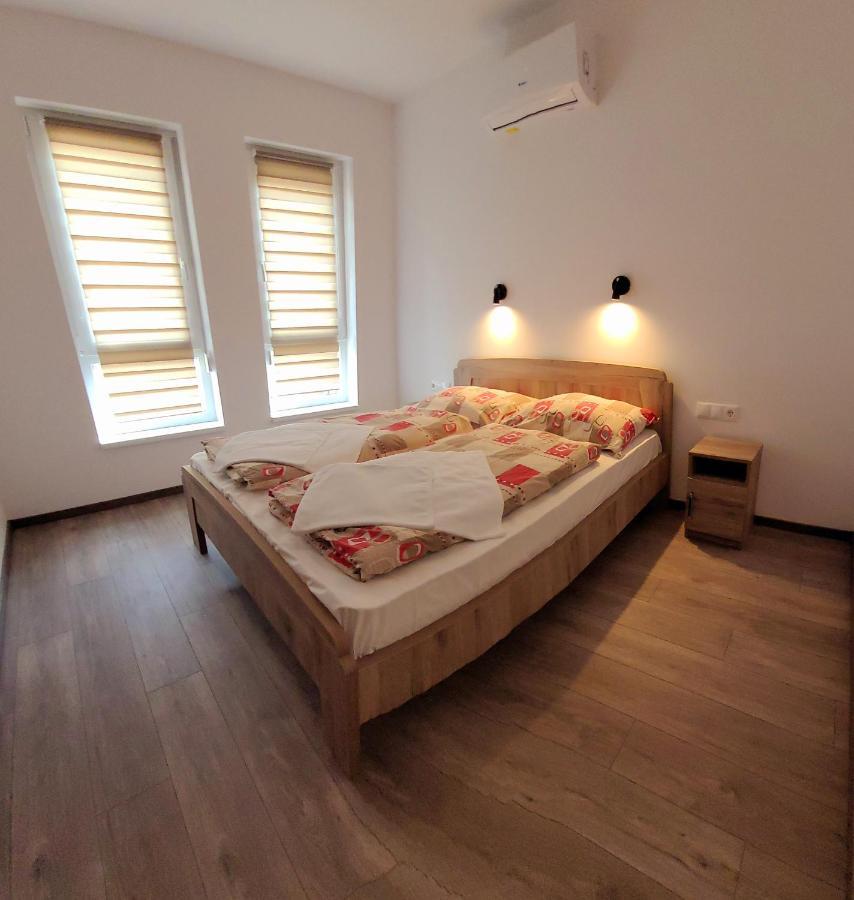 Zea Apartmanhaz Διαμέρισμα Balatonfenyves Εξωτερικό φωτογραφία