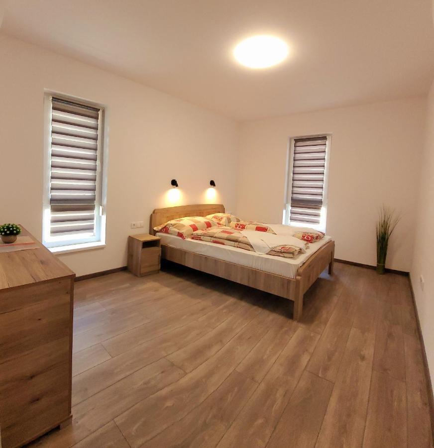 Zea Apartmanhaz Διαμέρισμα Balatonfenyves Εξωτερικό φωτογραφία