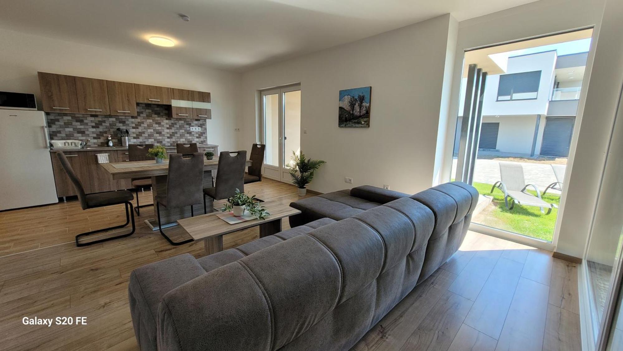 Zea Apartmanhaz Διαμέρισμα Balatonfenyves Εξωτερικό φωτογραφία
